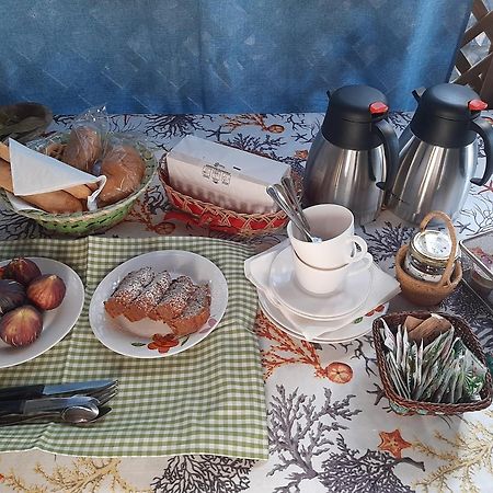 Tom E Jerry Bed and Breakfast Domus De Maria Buitenkant foto