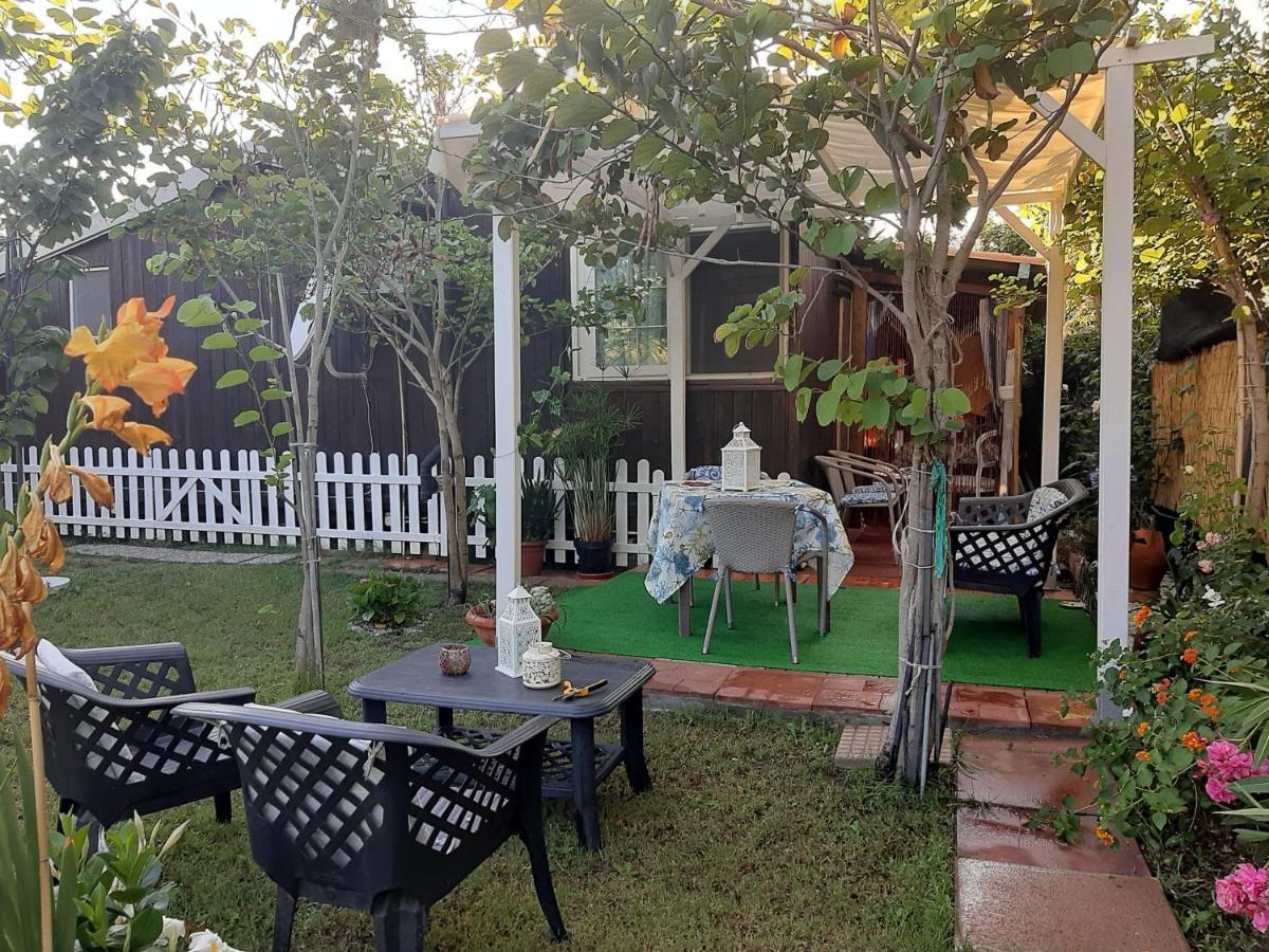 Tom E Jerry Bed and Breakfast Domus De Maria Buitenkant foto