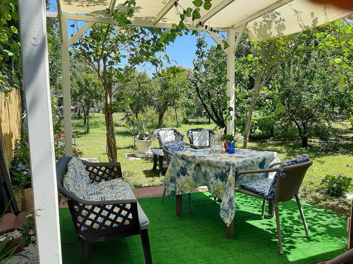 Tom E Jerry Bed and Breakfast Domus De Maria Buitenkant foto