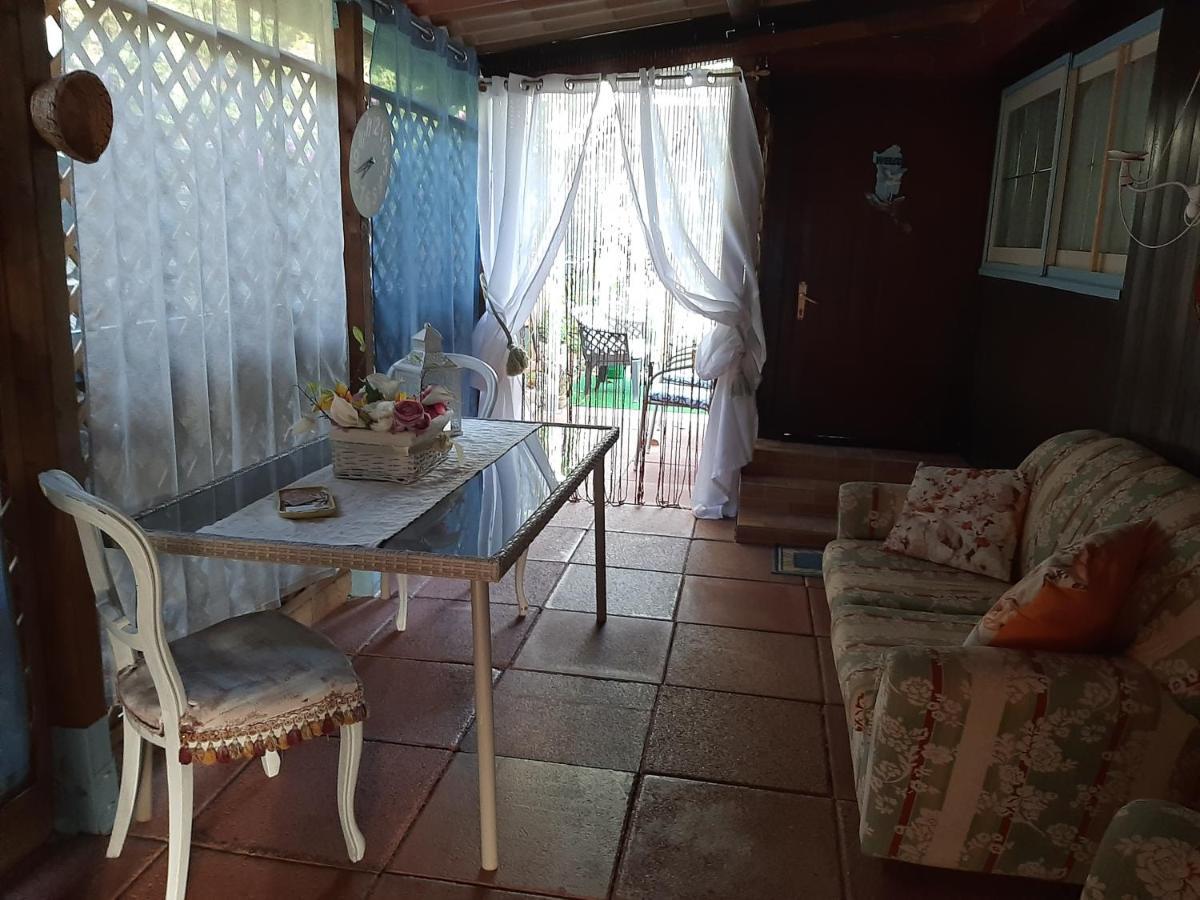 Tom E Jerry Bed and Breakfast Domus De Maria Buitenkant foto
